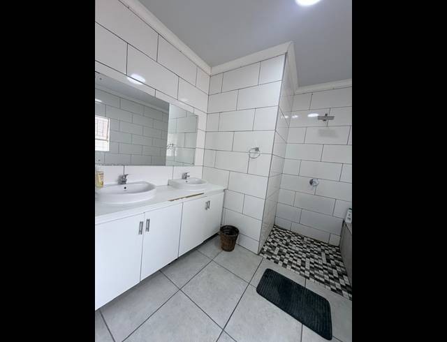 4 BEDROOM FREESTANDING FOR SALE IN SUNAIR PARK